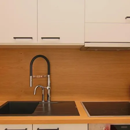 Phaedrus Living Seaside Luxury Flat Athina 109