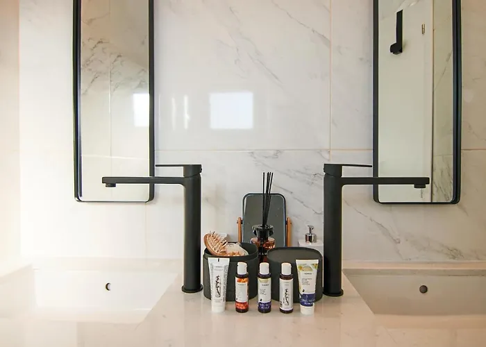 Phaedrus Living Seaside Luxury Flat Athina 109 Paphos